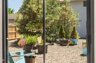 1630 SE Tempest Dr, Bend, OR 97702 - Photo 37