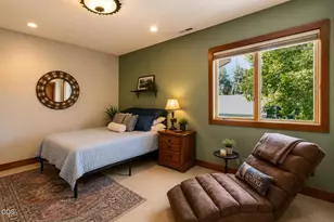 67480 Cloverdale Rd, Bend, OR 97703 - Photo 23