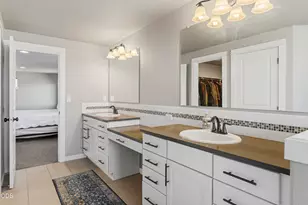 2859 SW 47th St, Redmond, OR 97756 - Photo 27