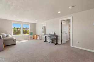 2859 SW 47th St, Redmond, OR 97756 - Photo 31