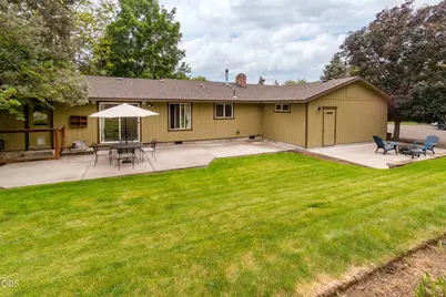63679 High Standard Drive, Bend, OR 97701 - Photo 23
