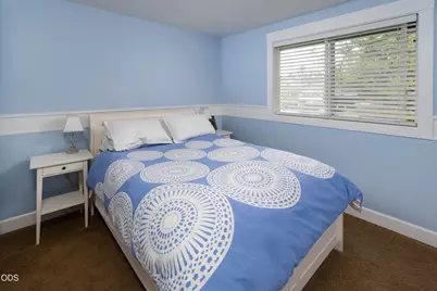 63679 High Standard Drive, Bend, OR 97701 - Photo 13