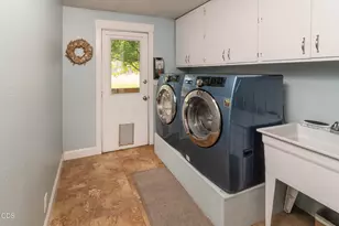 63679 High Standard Dr, Bend, OR 97701 - Photo 19