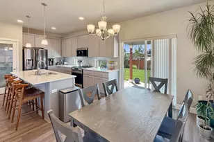 241 NW Monte Vis Ave, Madras, OR 97741 - Photo 15