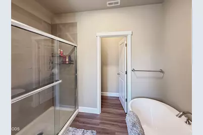241 NW Monte Vista Avenue, Madras, OR 97741 - Photo 21
