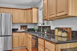 8027 E Evans Creek Rd, Rogue River, OR 97537 - Photo 13