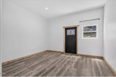 8027 E Evans Creek Road, Rogue River, OR 97537 - Photo 33