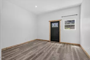 8027 E Evans Creek Rd, Rogue River, OR 97537 - Photo 33
