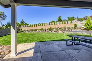 4078 Fieldbrook Ave, Medford, OR 97504 - Photo 23