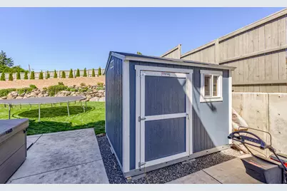 4078 Fieldbrook Avenue, Medford, OR 97504 - Photo 25