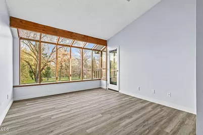 115 Rogue River Highway #APT 302, Grants Pass, OR 97527 - Photo 15