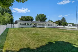 630 NE Loper Ave NE, Prineville, OR 97754 - Photo 27