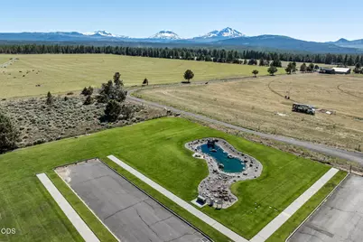 446 S Cottonwood Street, Sisters, OR 97759 - Photo 51