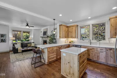 446 S Cottonwood Street, Sisters, OR 97759 - Photo 11