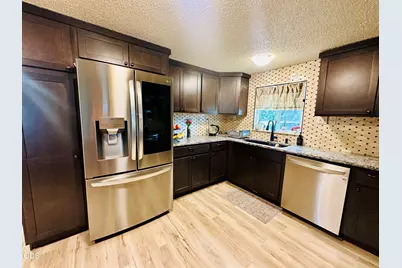4423 Winter Avenue, Klamath Falls, OR 97603 - Photo 11