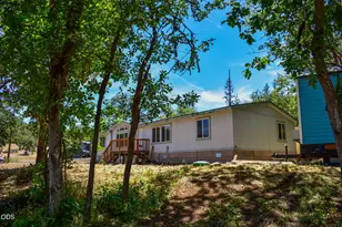 1956 Worthington Rd, Eagle Point, OR 97524 - Photo 3