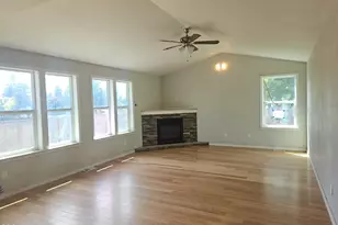 3152 Madison St, Klamath Falls, OR 97603 - Photo 3