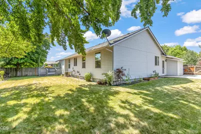 634 NW 22nd Street, Redmond, OR 97756 - Photo 29