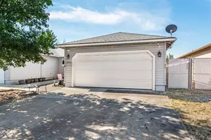 441 Crystal Dr, Eagle Point, OR 97524 - Photo 19