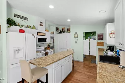 4300 Pleasant Creek Road, Rogue River, OR 97537 - Photo 35