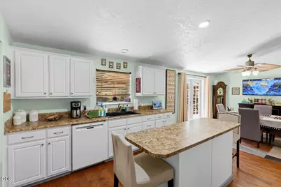 4300 Pleasant Creek Road, Rogue River, OR 97537 - Photo 21