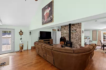 4300 Pleasant Creek Road, Rogue River, OR 97537 - Photo 25