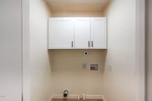 2172 17th St, North Bend, OR 97459 - Photo 25