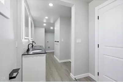 8960 N Applegate Road, Grants Pass, OR 97527 - Photo 27