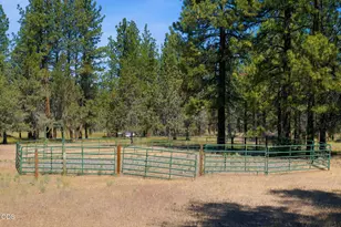 69566 Paint Brush Ln, Sisters, OR 97759 - Photo 43