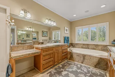 6749 Coopers Hawk Road, Klamath Falls, OR 97601 - Photo 37