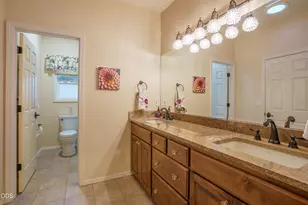 912 Mountain View Dr, Medford, OR 97504 - Photo 15