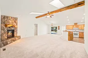 56718 Bandley Rd, Bend, OR 97707 - Photo 5