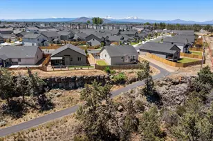 2347 NW Upas Wy, Redmond, OR 97756 - Photo 39