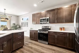 2347 NW Upas Wy, Redmond, OR 97756 - Photo 15