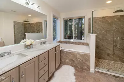 61007 Snowberry Place, Bend, OR 97702 - Photo 11