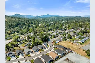 2113 SE Kayleigh Way, Grants Pass, OR 97526 - Photo 31