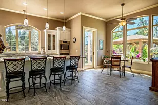 191 Foxwood Dr, Grants Pass, OR 97527 - Photo 5