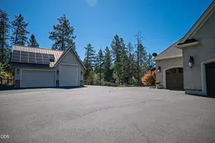 191 Foxwood Dr, Grants Pass, OR 97527 - Photo 7