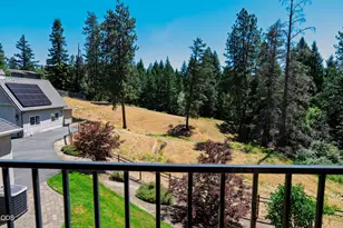 191 Foxwood Dr, Grants Pass, OR 97527 - Photo 43
