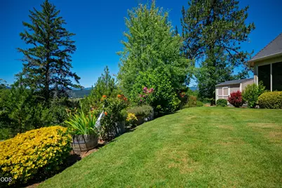 191 Foxwood Drive, Grants Pass, OR 97527 - Photo 47