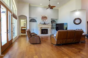 191 Foxwood Dr, Grants Pass, OR 97527 - Photo 25