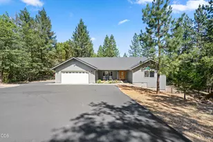 1281 N Pinnon Rd, Grants Pass, OR 97526 - Photo 3
