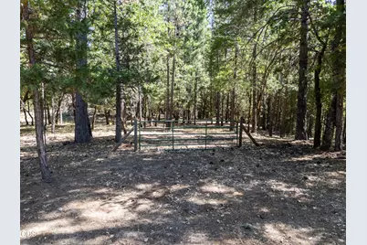 1281 N Pinnon Road, Grants Pass, OR 97526 - Photo 11