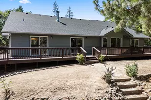 1281 N Pinnon Rd, Grants Pass, OR 97526 - Photo 39