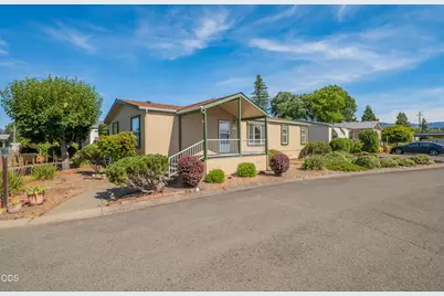 2395 Ryan Court, Grants Pass, OR 97527 - Photo 3