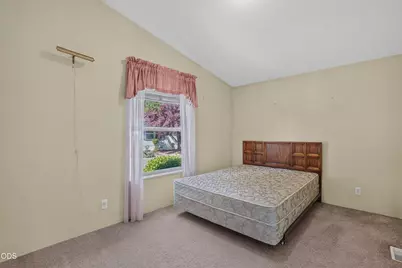 2395 Ryan Court, Grants Pass, OR 97527 - Photo 23