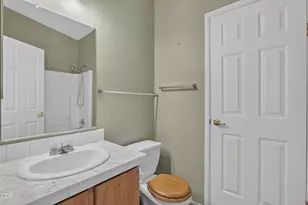 2395 Ryan Ct, Grants Pass, OR 97527 - Photo 21