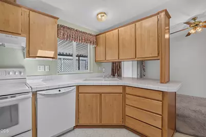 2395 Ryan Court, Grants Pass, OR 97527 - Photo 13