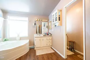 271 Highwood, Grants Pass, OR 97527 - Photo 29