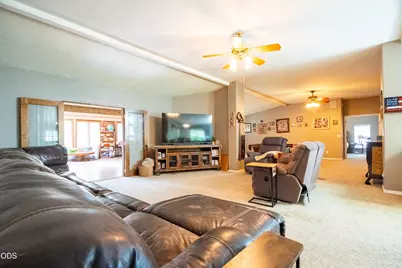 271 Highwood, Grants Pass, OR 97527 - Photo 11